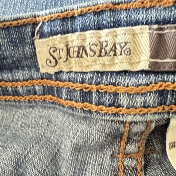 St Johns Bay Stretch Womens Denim Capri Cropped Jeans Size 18W - Picture 5 of 8